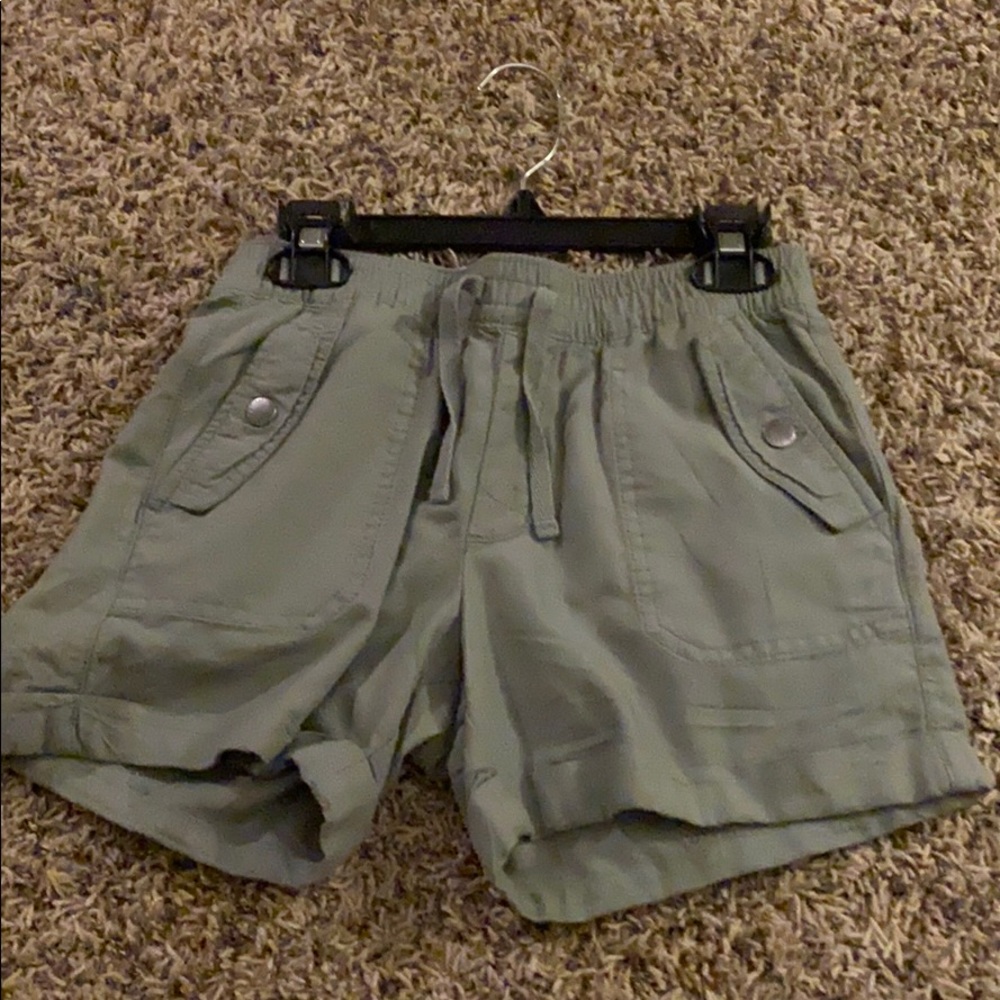 olive green shorts (denim)